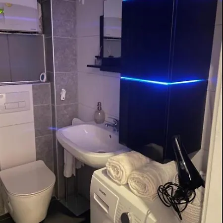 Mit Einem Schlafzimmer * Warendorf