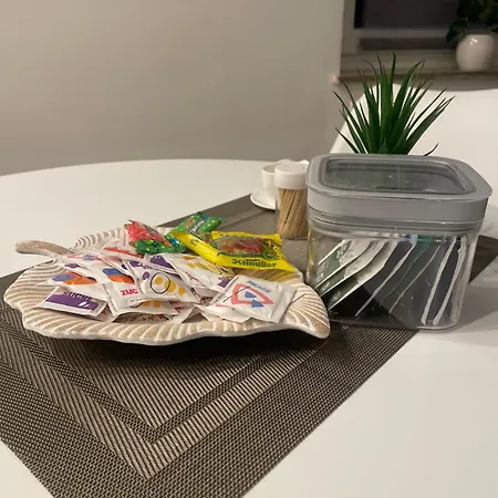 Lejlighed Mit Einem Schlafzimmer *