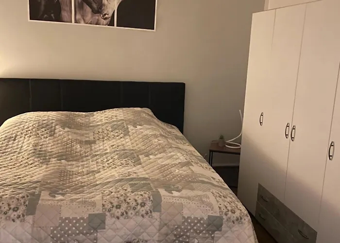 アパート Mit Eine Schlafzimmer ヴァーレンドルフ