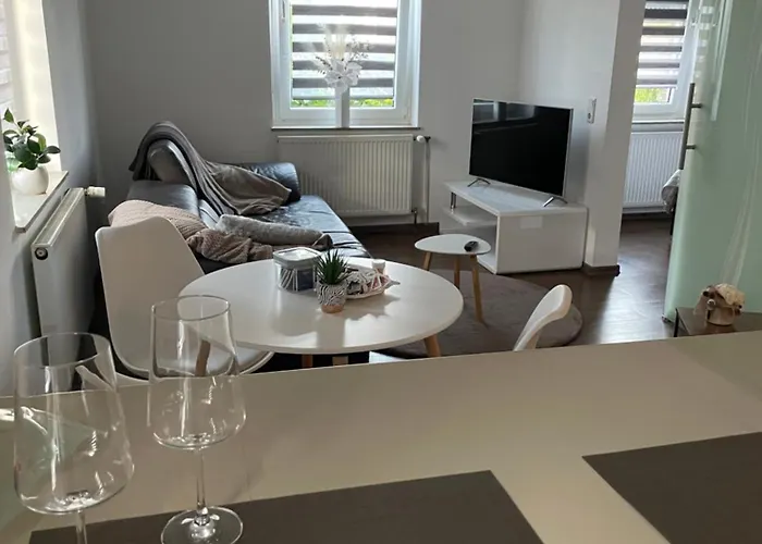 Mit Eine Schlafzimmer アパート ヴァーレンドルフ